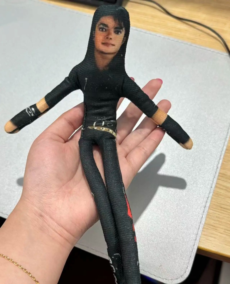 Home Decor Niche - Novo Estilo Boneco de Pelúcia Articulado